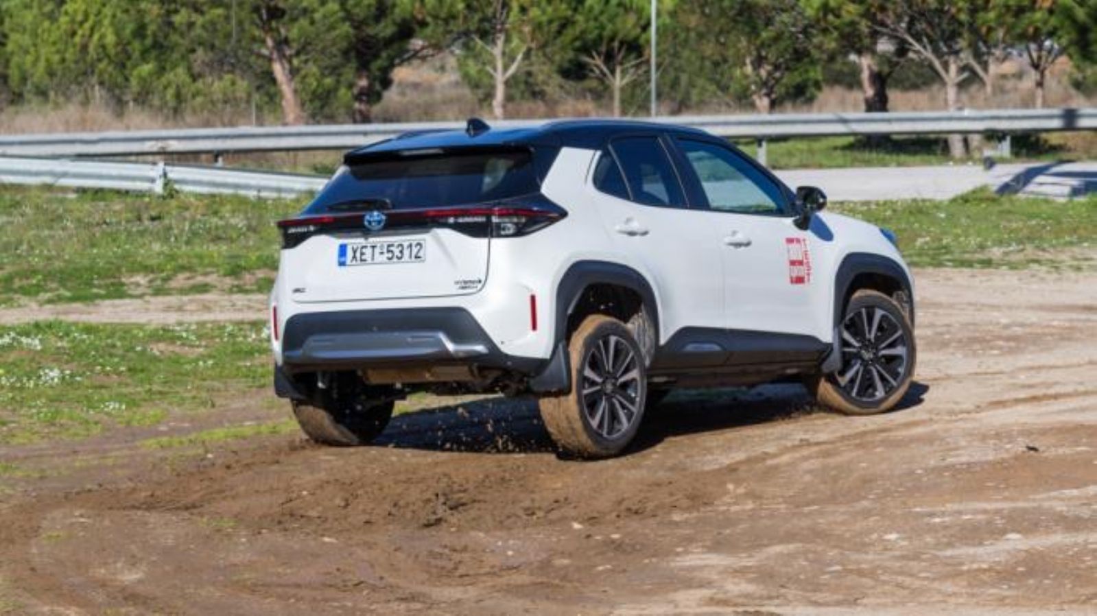 Μεταχειρισμένο Toyota Yaris Cross (2021-σήμερα): Αξίζει το Hybrid των 130 PS;
